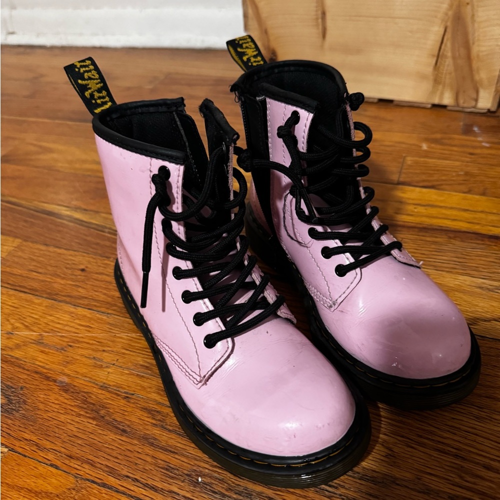 Dr. Martens | Youth Light Pink Boots